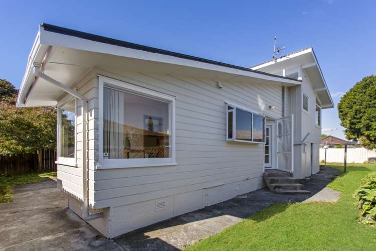 15 Edgewater Drive Pakuranga_23