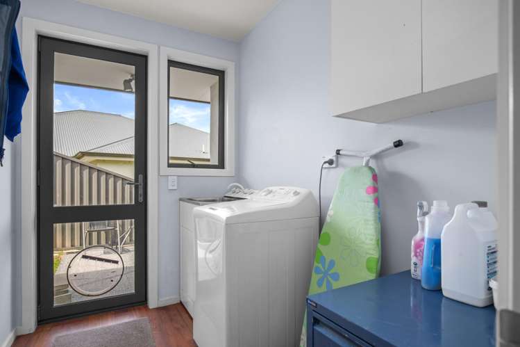 56 Shields Street Clyde_17