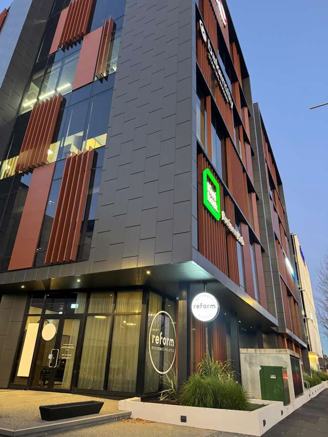 Office OD/Building E Union Square Hamilton Central_1