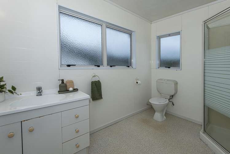 17a Mains Avenue Kensington_12