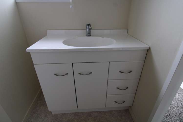 12B Smith  Street Matamata_16