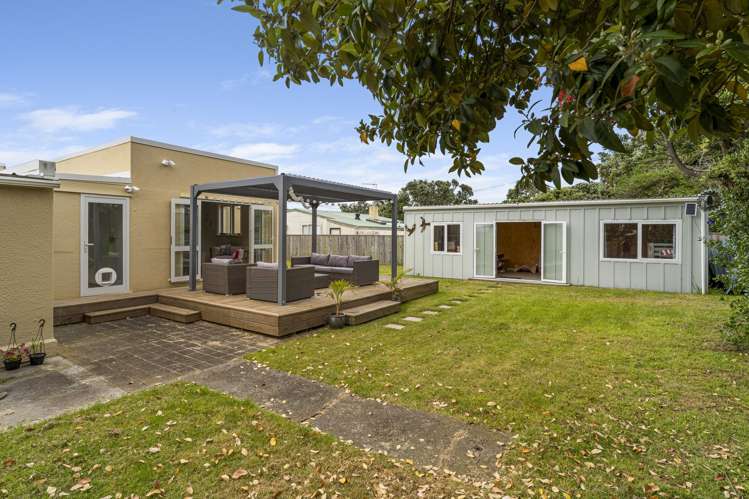 61 Moana Street Otaki Beach_12