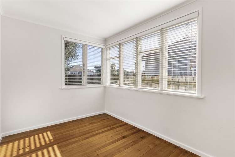 94 Tripoli Road Panmure_13