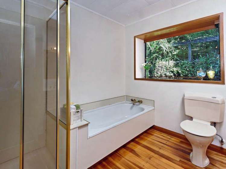 82 Scenic Drive Titirangi_15