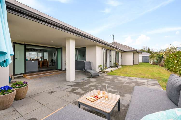 1 Whitford Place Rototuna North_23