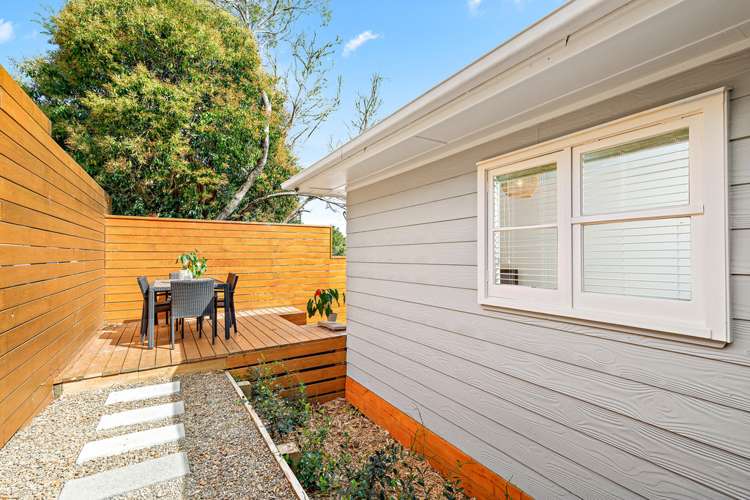 2/87a Woodglen Road Glen Eden_15