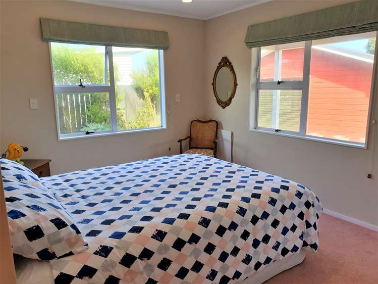 6 Taonui Street Waitarere Beach_16