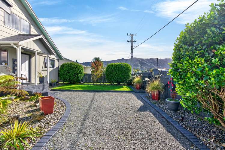 7 Totara Park Road Clouston Park_31