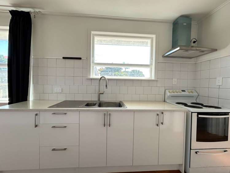 3 Barrys Road Glendene_6