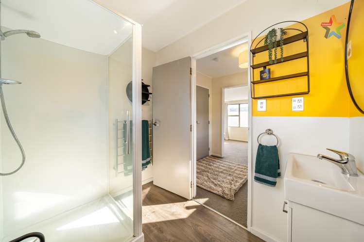 1/25 Tennyson Street Te Aro_13