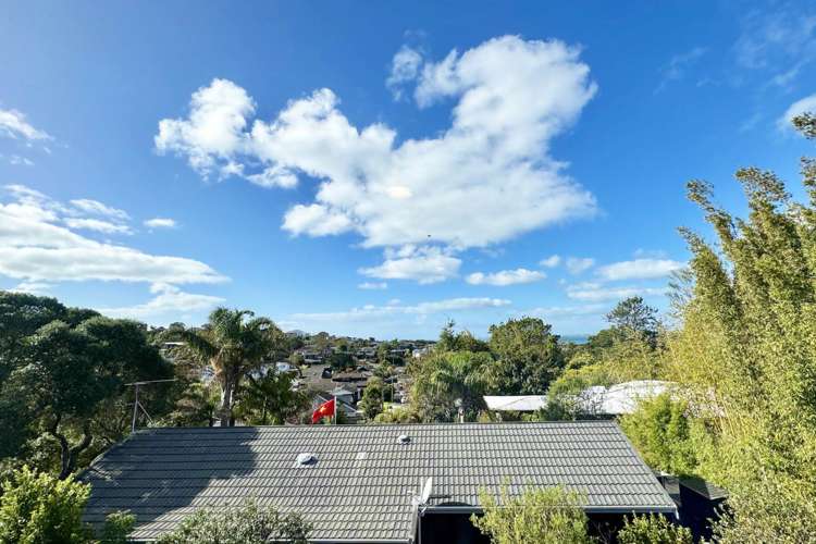 6/20 Penzance Road Mairangi Bay_11