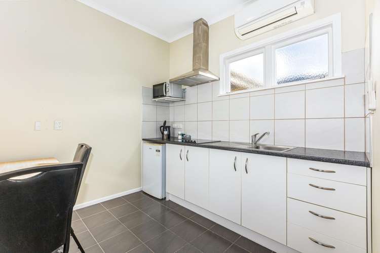 438 Fergusson Drive Upper Hutt_13