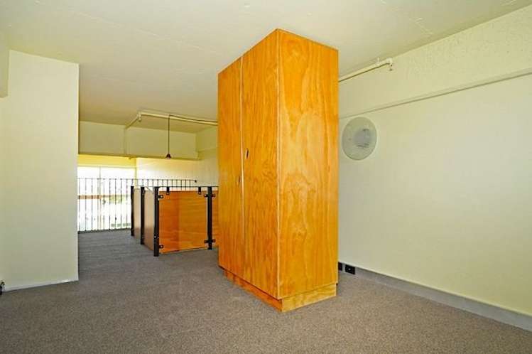 1a/51 Webb Street Mount Cook_19