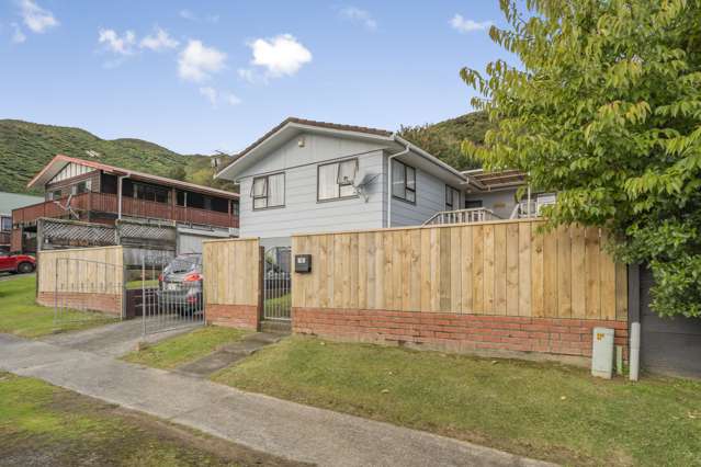 50 Antrim Crescent Wainuiomata_1