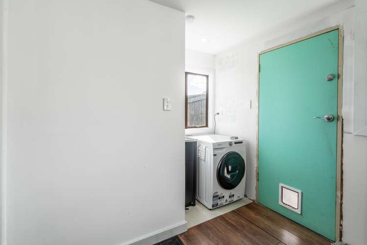 81 Main Street Wairio_12