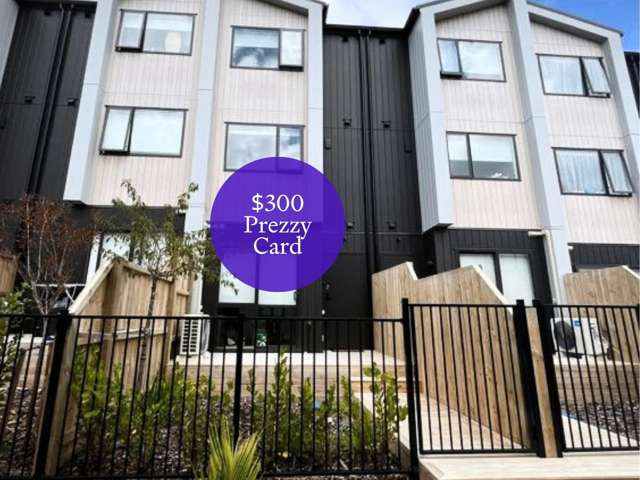 Four Bedrooms in Te Atatu Peninsula