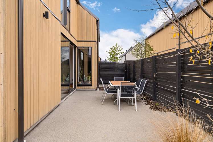 62 Casterway Crescent Jacks Point_11