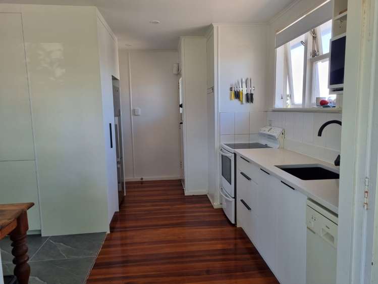 60 Commissariat Road 1816_6