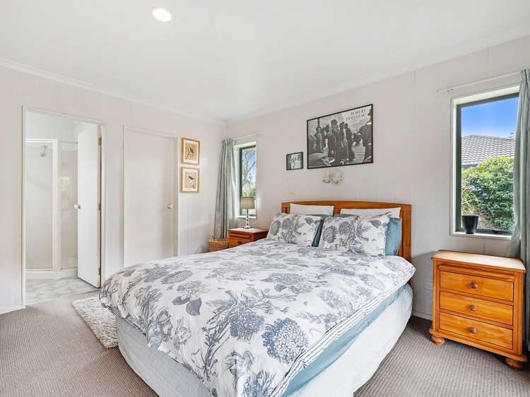 51 Basley road Owhata_25