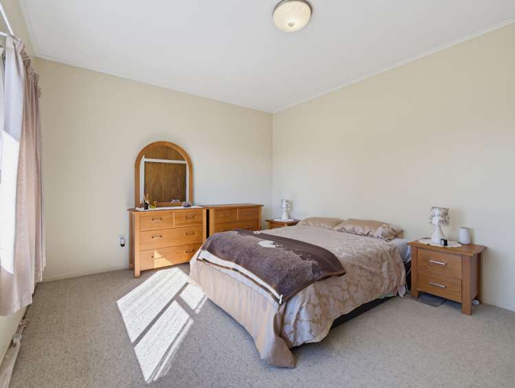 5 Conifer Lane Mangere Bridge_15