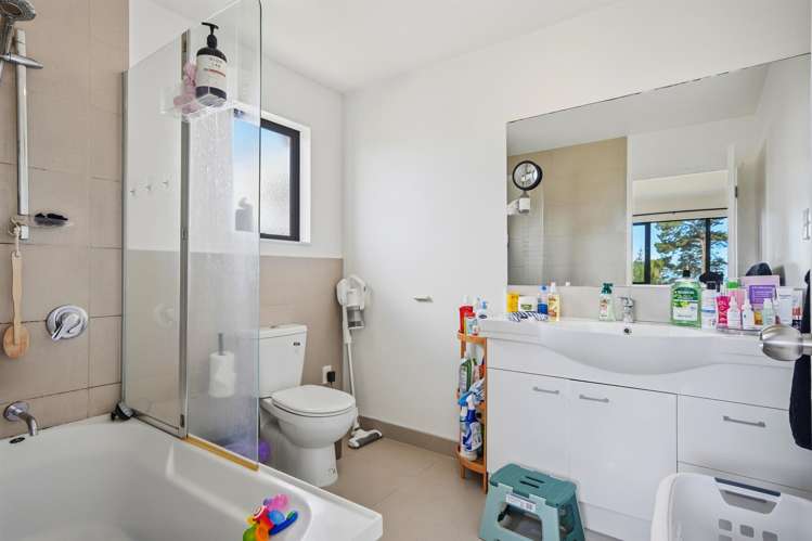 17 Nicholas-Gibbons Drive Clendon Park_18