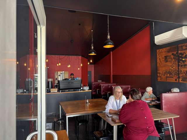 Part 61 London Street Hamilton Central_2