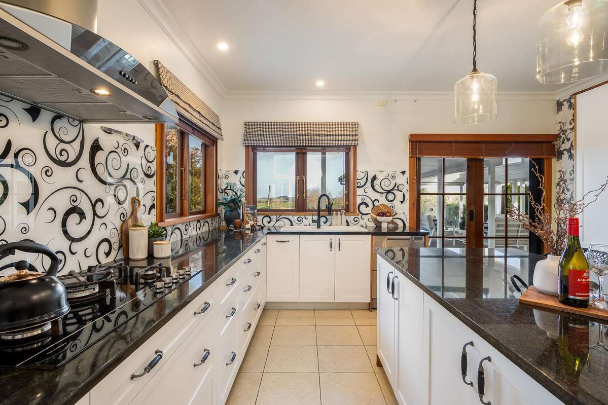 227 Bell Road_5