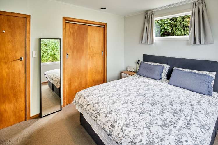 16 Voltaire Street Karori_21