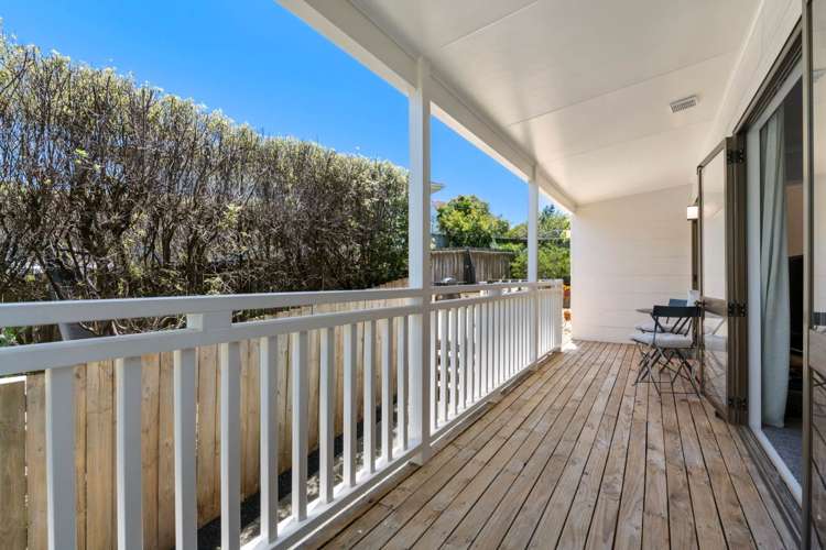 1/7 Athena Drive Totara Vale_22