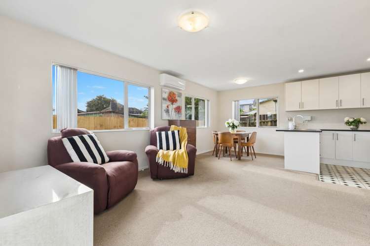 23 Desmond Place_3