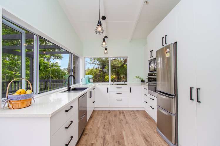 12 Mckenzie Road Owhata_10