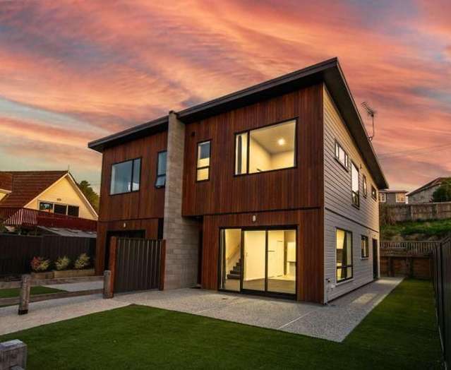 Duplex townhouse (with solar hot water cylinder)