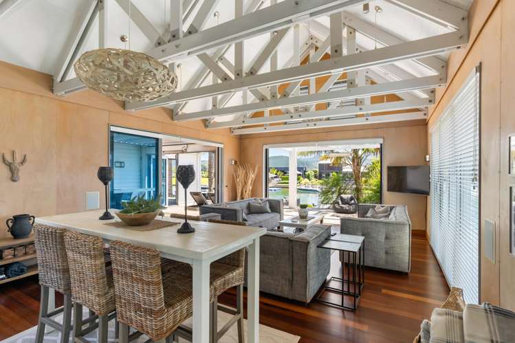 121 Motu Hei Pauanui_7