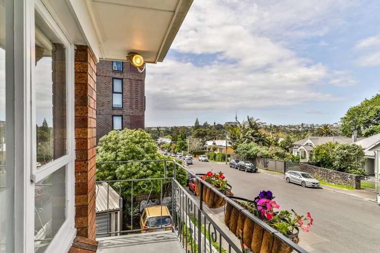 4/49 Western Springs Road Morningside_10