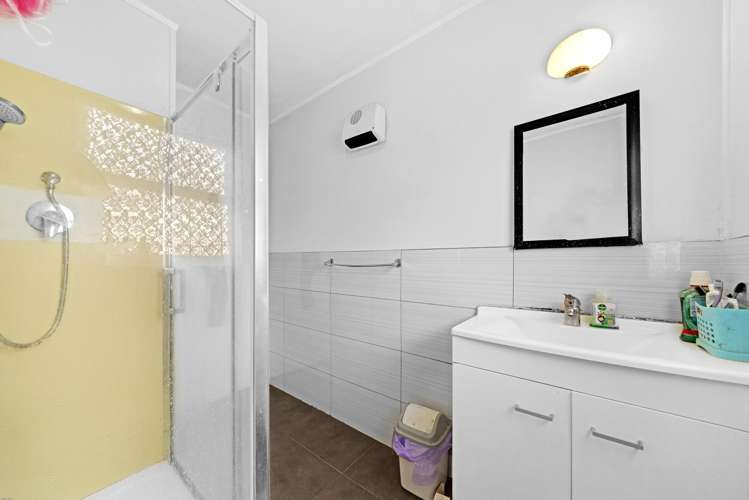 5/42 Wintere Road Papatoetoe_12
