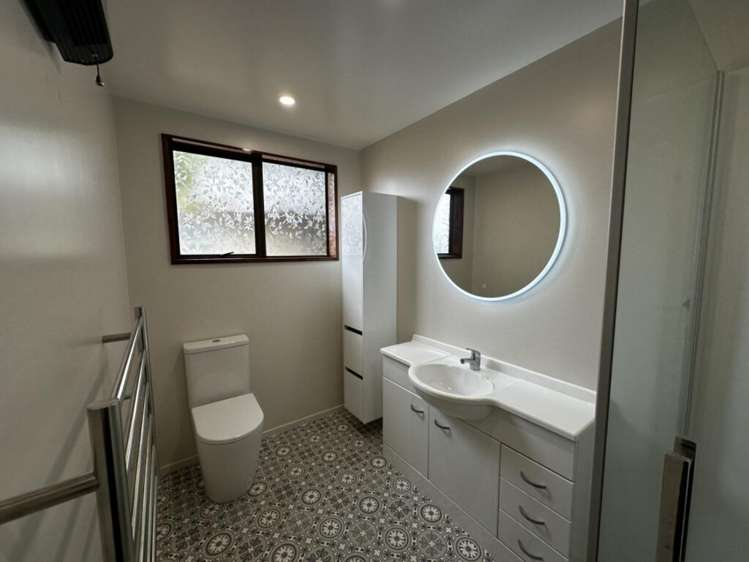 81 High Street Mosgiel_6