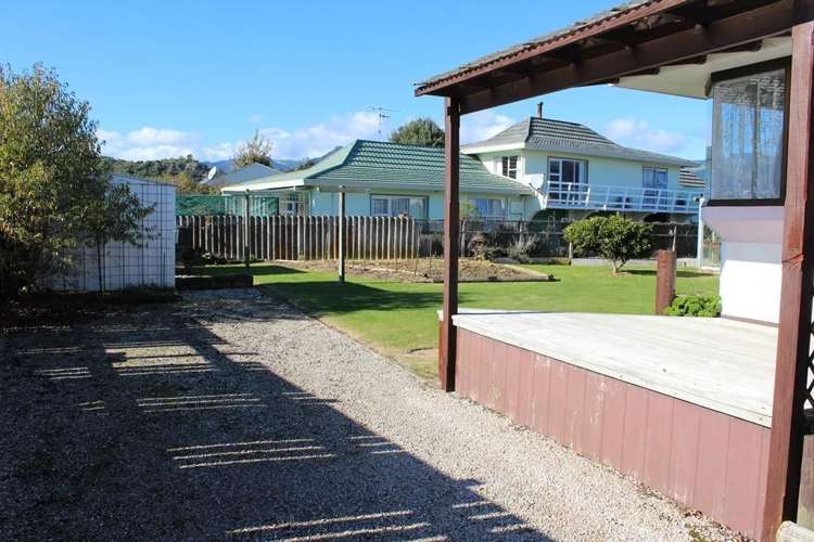 12 Feary Crescent Takaka_2