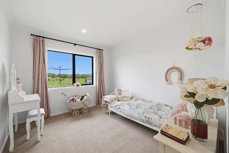 29 Humphries Road Waimumu_22