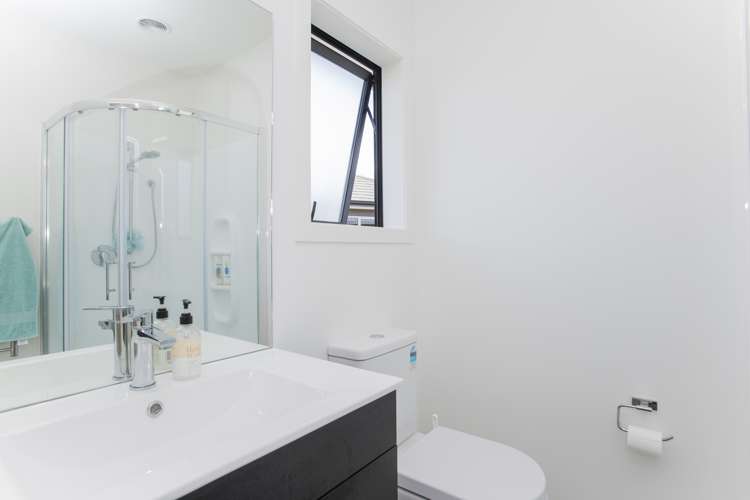 53 Lytton Road Riverdale_10