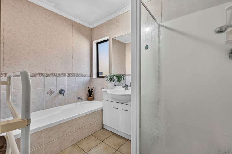 23 Courtvale Place Flat Bush_9