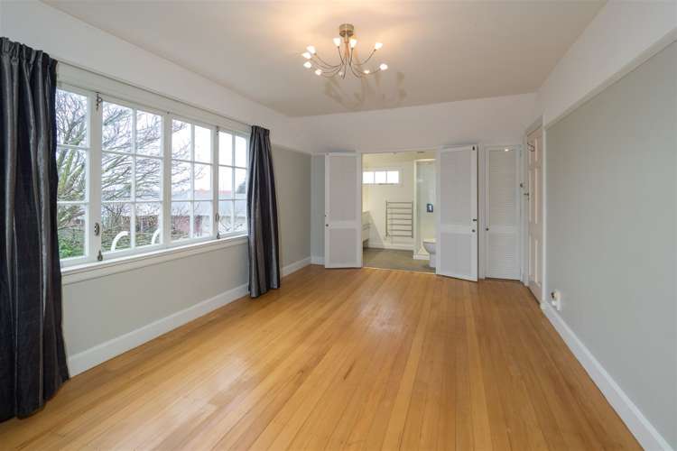 121 Kermode Street Ashburton_11