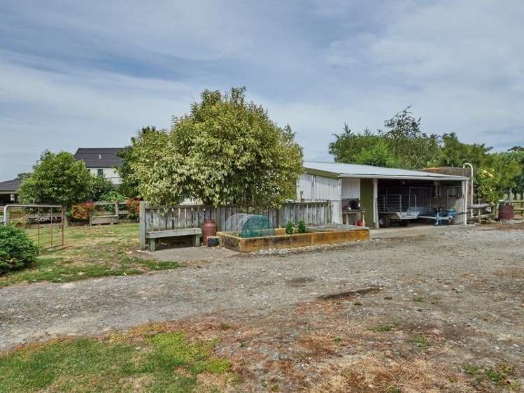 84 Oroua Road Kairanga_36