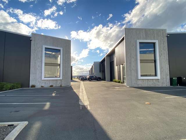 Unit 2 at 4 Brent Greig Lane Burbush_4