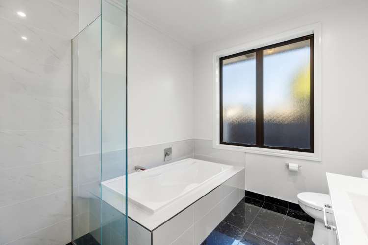 7 Shillingford Boulevard Rolleston_19