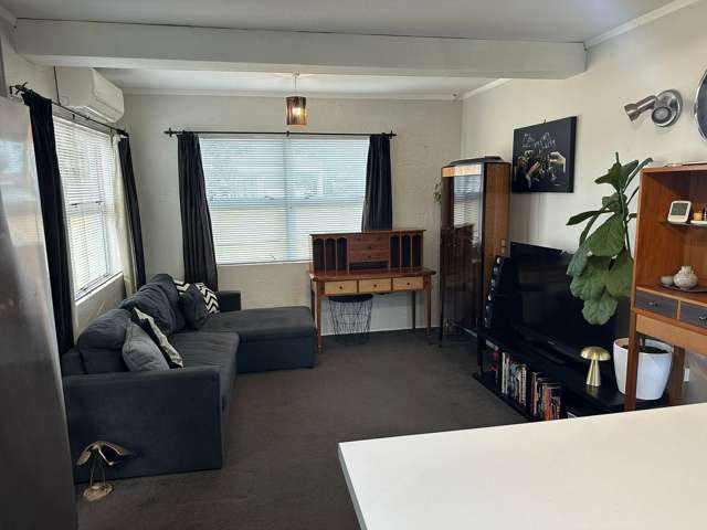 62 McIntyre Road Mangere Bridge_1