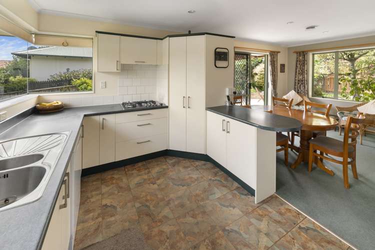 98 Templemore Drive Richmond_6