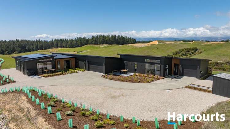 19 Mahana Ridge_0