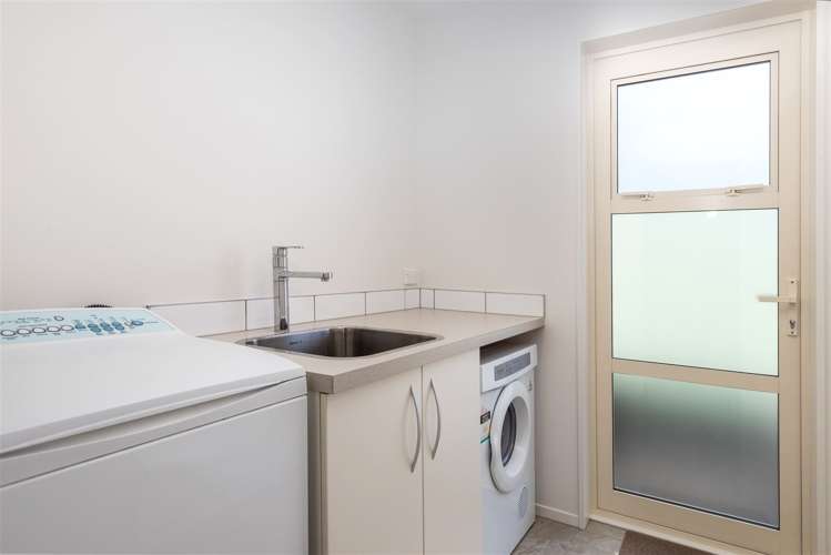 9 Balmoral Mews Springlands_18