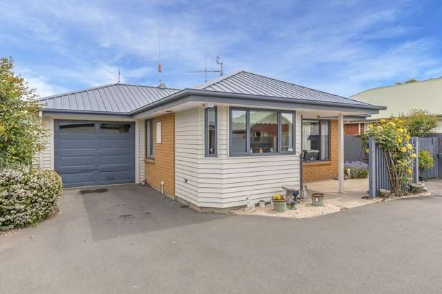 4/16 Grassmere Street Papanui_1