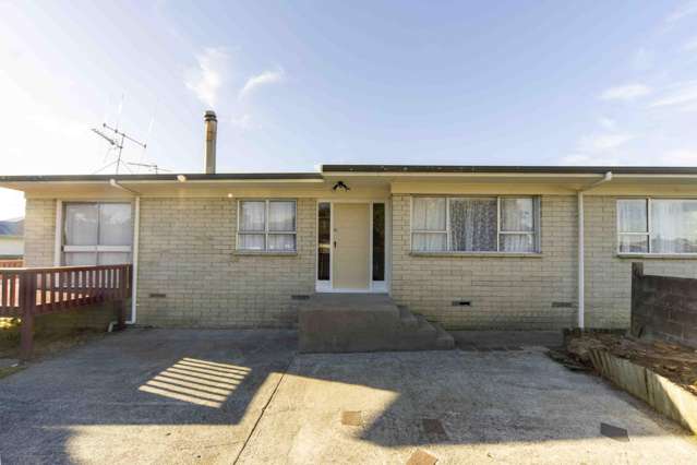 21 Oakfield Crescent Pukete_1